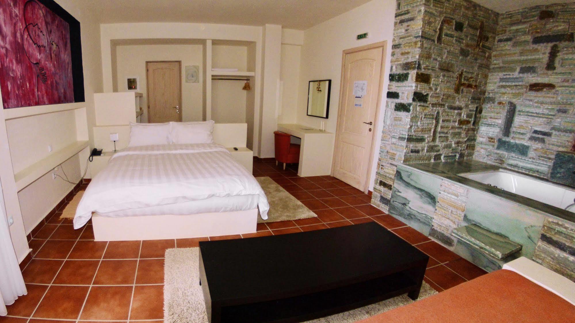 Filion Eco Hotel & Suites Неа-Стира Экстерьер фото